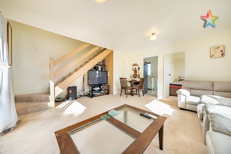 Photo of property in 6a Mossburn Grove, Kelson, Lower Hutt, 5010