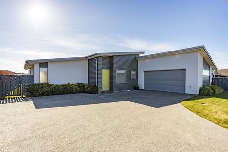 Photo of property in 8 Salisbury Avenue, Rangiora, 7400