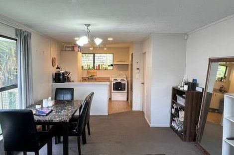 Photo of property in 14 Penguin Grove, Waitangirua, Porirua, 5024