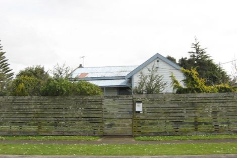 Photo of property in 48 Cutfield Street, Inglewood, 4330