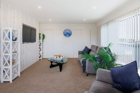 Photo of property in 29a Marine Parade South, Foxton Beach, Foxton, 4815