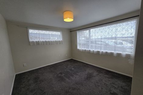 Photo of property in 24 Pennant Grove, Titahi Bay, Porirua, 5022