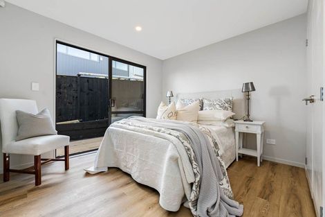 Photo of property in 3a Pine Terrace, Howick, Auckland, 2014