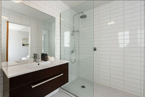 Photo of property in 12/3 Severn Street, Island Bay, Wellington, 6023