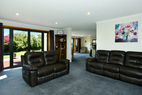 Photo of property in 22 Whiting Drive, Wakefield, 7025