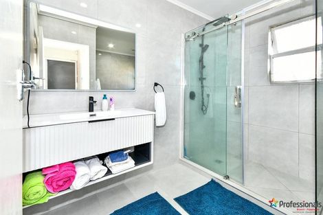 Photo of property in 114 Alfriston Road, Manurewa, Auckland, 2105