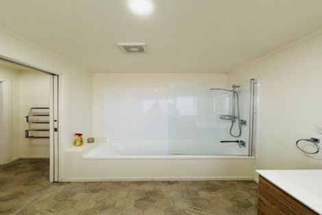 Photo of property in 5a Avalon Crescent, Avalon, Lower Hutt, 5011