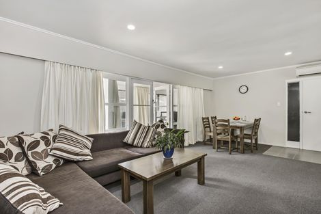 Photo of property in 2/50 Hain Avenue, Mangere East, Auckland, 2024