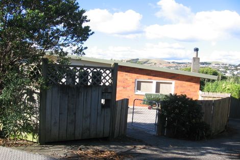 Photo of property in 45 Churton Drive, Churton Park, Wellington, 6037