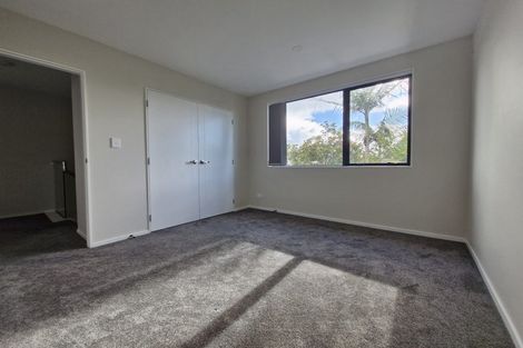 Photo of property in 4d Deep Creek Road, Torbay, Auckland, 0630