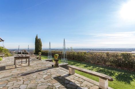 Photo of property in 39 Bengal Drive, Cashmere, Christchurch, 8022