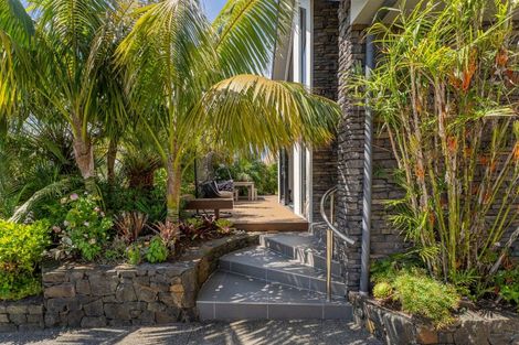 Photo of property in 8 Sara Way, Whitianga, 3510