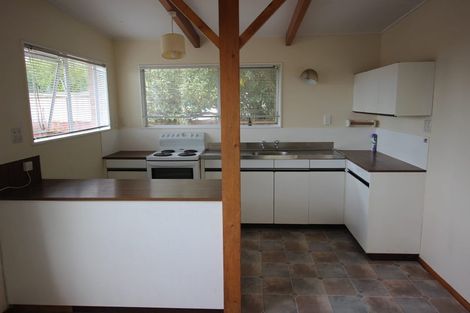 Photo of property in 2/35a Rangatira Road, Beach Haven, Auckland, 0626