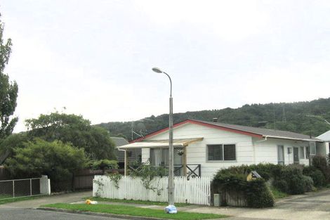 Photo of property in 5b Clouston Park Road, Ebdentown, Upper Hutt, 5018