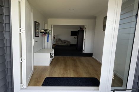 Photo of property in 11 Te Wiremu Lane, Otaki, 5512