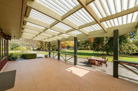 Photo of property in 649 Aokautere Drive, Aokautere, Palmerston North, 4471