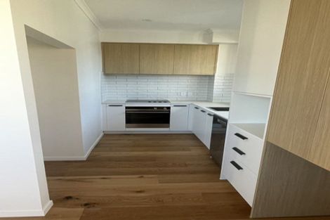 Photo of property in 30 Waipuhinui Way, Wiri, Auckland, 2104