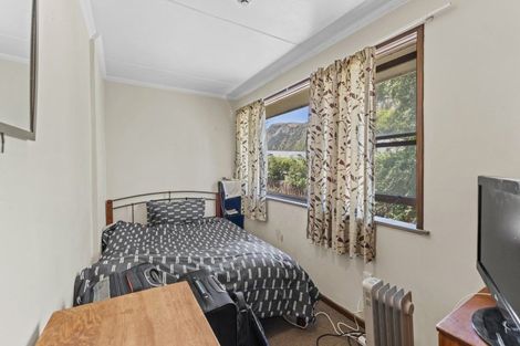 Photo of property in 22 Bowen Street, Queenstown, 9300