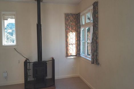 Photo of property in 19 Main Road, Havelock, 7100