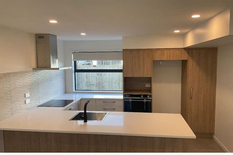 Photo of property in 2/23 Winton Street, St Albans, Christchurch, 8014