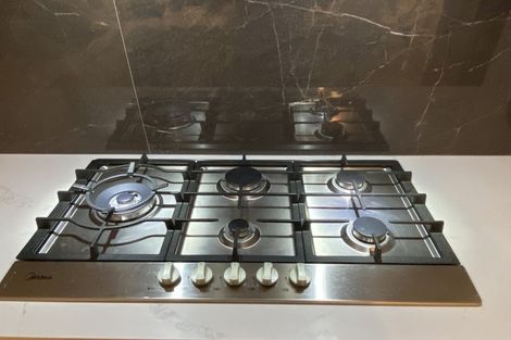 Photo of property in 17 James Elliot Way, Pokeno, 2402