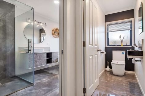 Photo of property in 37 Magellan Rise, Flagstaff, Hamilton, 3210