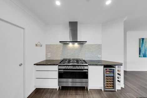 Photo of property in 18 Helen June Avenue, Flagstaff, Hamilton, 3210