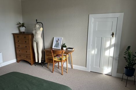 Photo of property in Pukehinau Flats, 4/1 Brooklyn Road, Mount Cook, Wellington, 6011