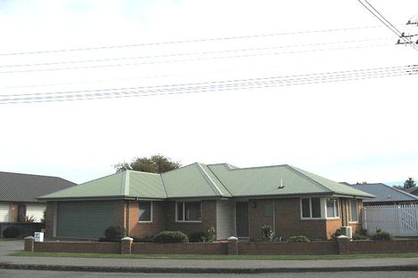 Photo of property in 50b Middlepark Road, Sockburn, Christchurch, 8042