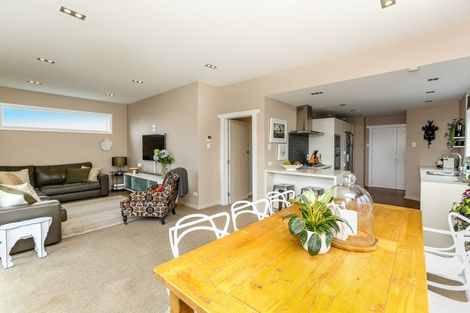 Photo of property in 70 Lemon Street, New Plymouth, 4310