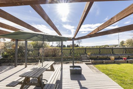 Photo of property in 61 Turitea Road, Fitzherbert, Palmerston North, 4472