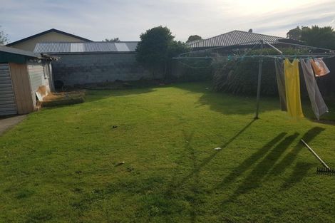 Photo of property in 6 Queenspark Drive, Parklands, Christchurch, 8083