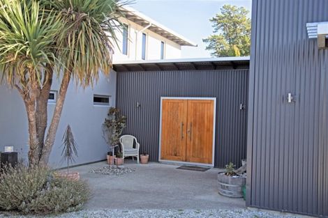 Photo of property in 8 Pisa Moorings Road, Mount Pisa, Cromwell, 9383