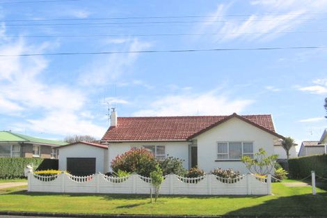 Photo of property in 29 Ngatai Road, Otumoetai, Tauranga, 3110