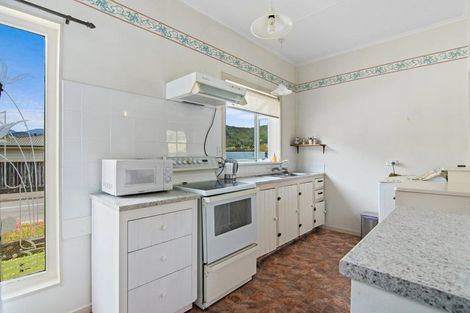 Photo of property in 100 Toi Toi Street, Toi Toi, Nelson, 7010