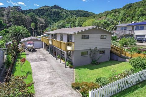 Photo of property in 11 Firth View Road, Te Puru, Thames, 3575