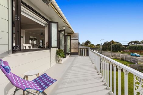 Photo of property in 256 Pohutukawa Avenue, Ohope, 3121