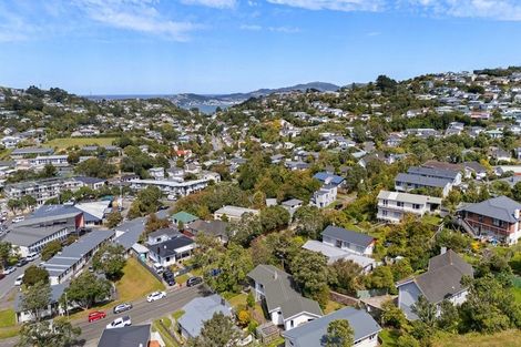 Photo of property in 26 Stewart Drive, Newlands, Wellington, 6037