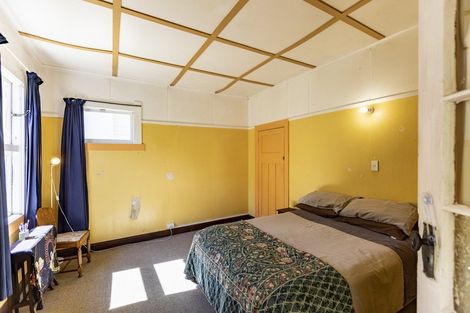 Photo of property in 45 Faraday Street, Hospital Hill, Napier, 4110