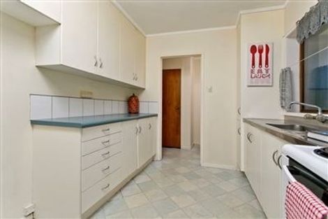 Photo of property in 1/152 Glenfield Road, Birkenhead, Auckland, 0626