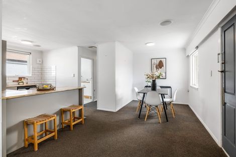 Photo of property in 3 Eglinton Street, Avondale, Christchurch, 8061