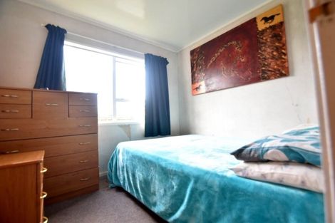 Photo of property in 2/3 Secretariat Place, Randwick Park, Auckland, 2105