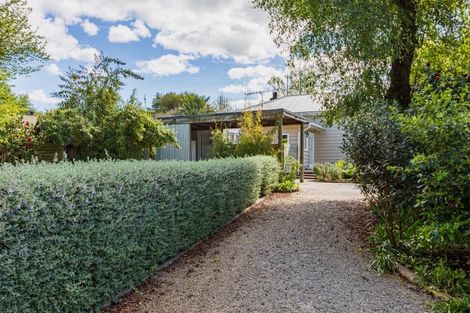 Photo of property in 25 Carruthers Street, Otane, 4202