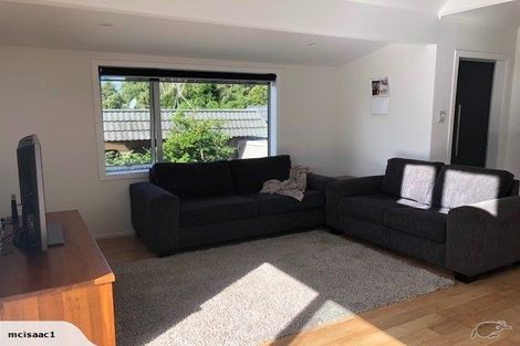 Photo of property in 1/35 Moore Street, Hillcrest, Auckland, 0627