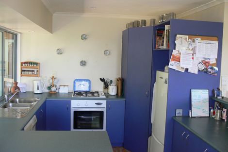 Photo of property in 16 Hihitahi Rise, Paihia, 0200