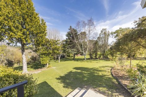 Photo of property in 61 Turitea Road, Fitzherbert, Palmerston North, 4472