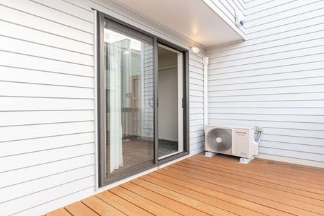 Photo of property in 11 Gordon Place, Newtown, Wellington, 6021