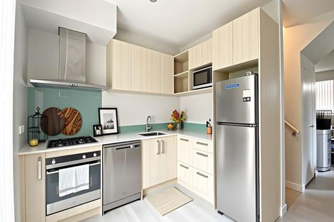 Photo of property in 22 Ceramic Lane, New Lynn, Auckland, 0600