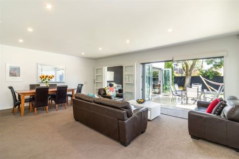Photo of property in 109a Trafalgar Street, St Albans, Christchurch, 8014