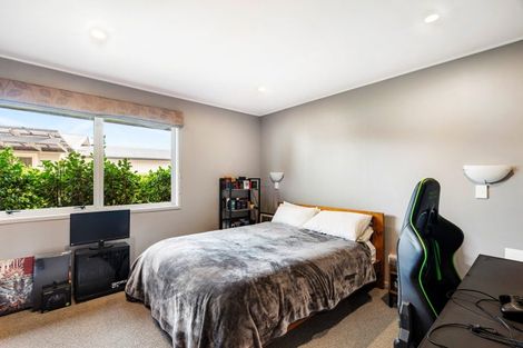 Photo of property in 11 Holyrood Street, Taradale, Napier, 4112